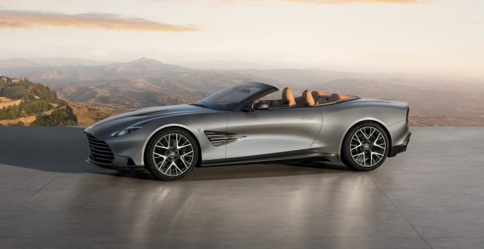 Aston Martin Vanquish 25th Anniversary Edition 3 Aston Martin Vanquish 25th Anniversary Edition 5 e1784698924565 700x360