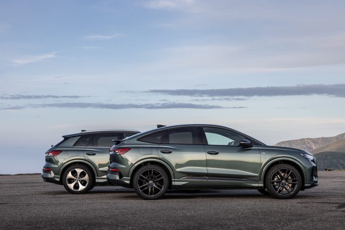 Audi Q4 e-tron 2026, la prova. Il restyling è di forma e sostanza e il prezzo ... 4 Audi Q4 E Tron 2026 32 700x467