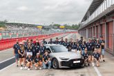 Audi RS 5, in pista a Imola i 639 cavalli plug-in con i campioni di Milano Cortina 2026 11 Audi RS 5, in pista a Imola i 639 cavalli plug-in con i campioni di Milano Cortina 2026