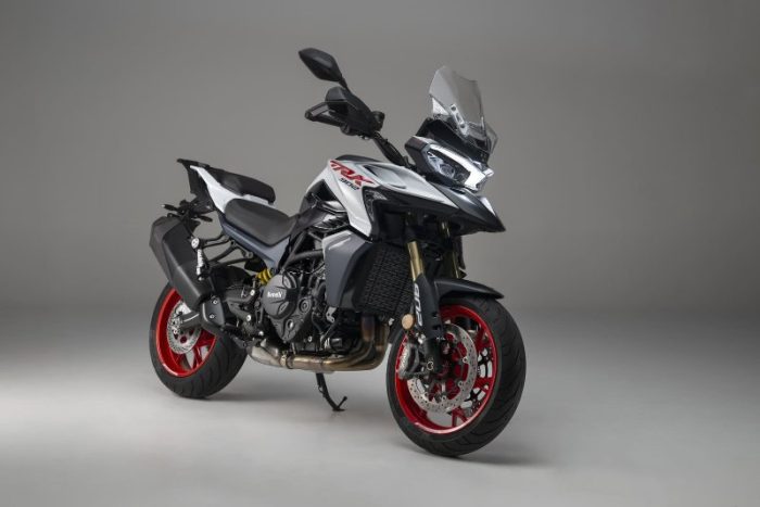 Benelli TRK 902 Stradale 4 700x467