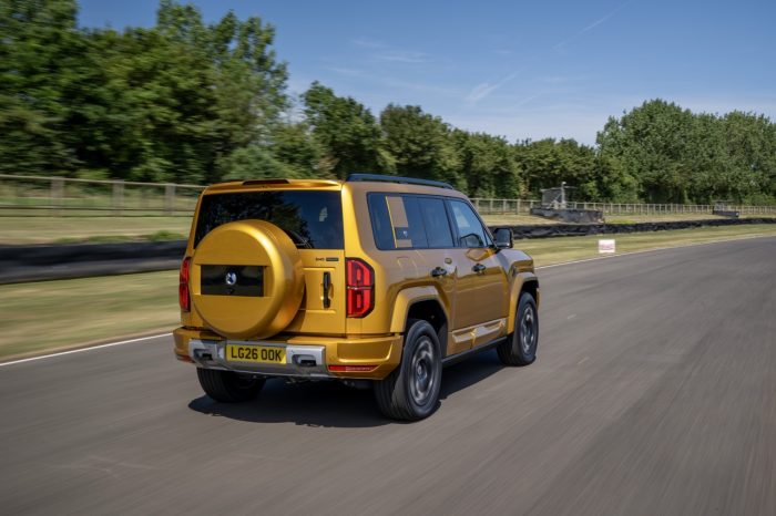 Denza Bao, arriva il fuoristrada cinese di lusso, plug-in e 544 cavalli 4 Denza Bao 62 700x466