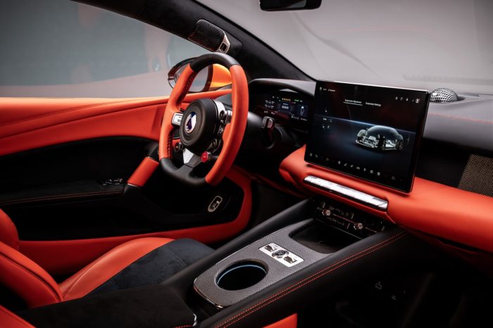 Denza Z la supercar elettrica da 1600 cv del Marchio di lusso di BYD 16 700x466