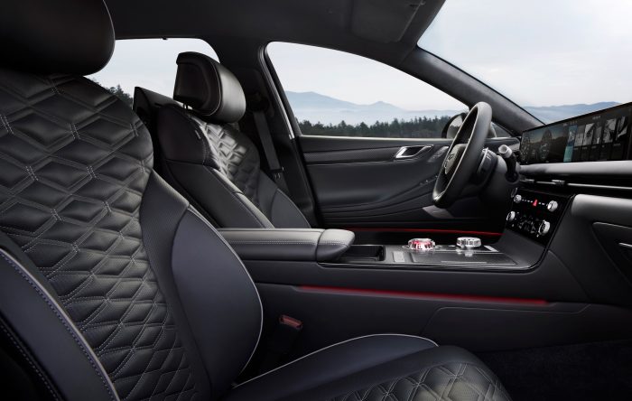 Genesis Electrified G80, la berlina elettrica di lusso coreana 4 Genesis Electrified G80 4 700x444