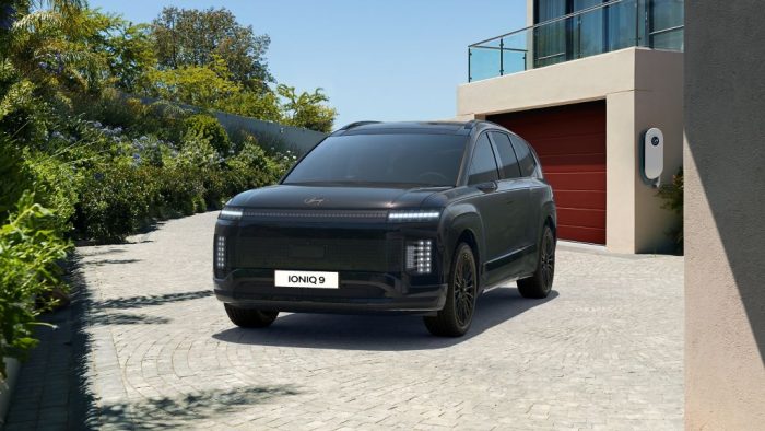 Hyundai Ioniq 9 Calligraphy Black Ink 5