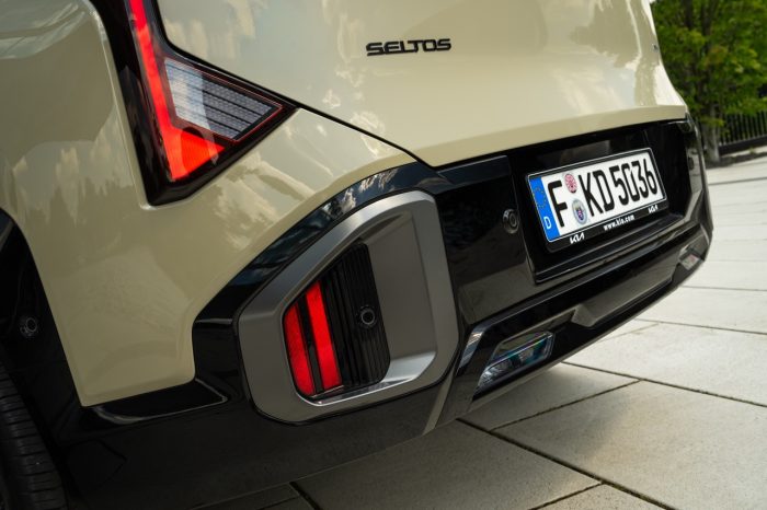 Kia Seltos, arriva un nuovo sceriffo? Prova del Suv medio 8 Kia Seltos su strada 68 700x466