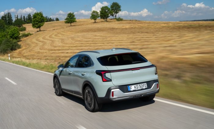 Kia XCeed 2026, rivoluzione nello stile del crossover coupé. Il test 4 Kia XCeed 2026 6 e1783453814783 700x422