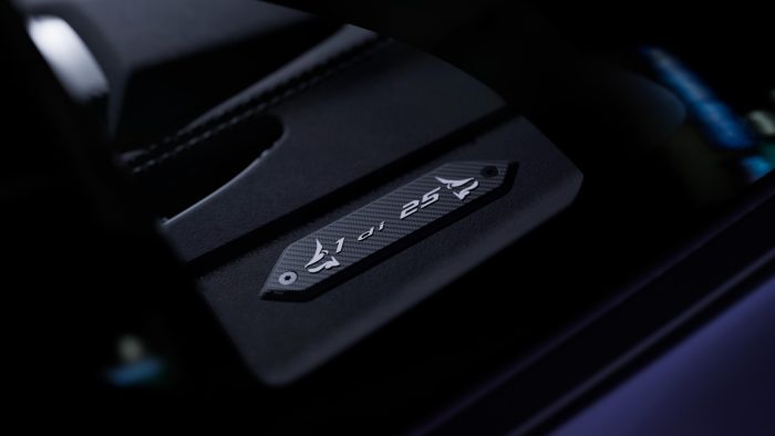Lamborghini Revuelto Impavido, solo 25 pezzi ispirati al codice samurai 3 Lamborghini Revuelto Impavido 6 700x394