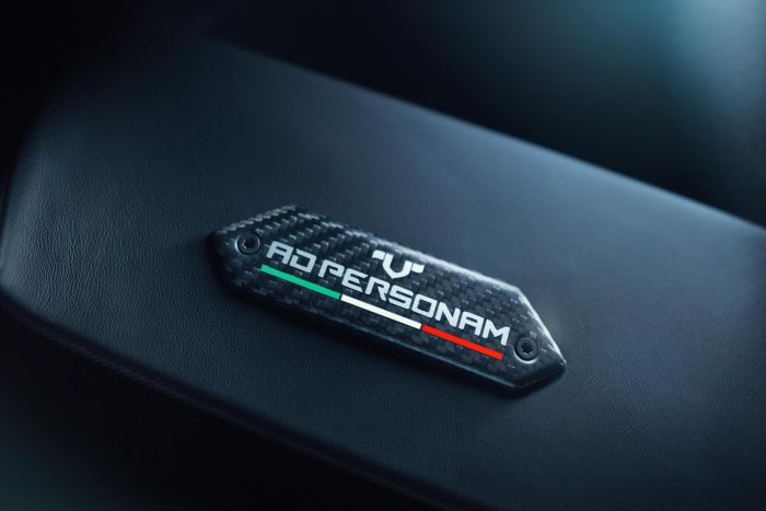 Lamborghini Temerario Ad Personam, lusso per 920 cavalli sartoriali 7 Lamborghini Temerario Ad Personam 14 700x467