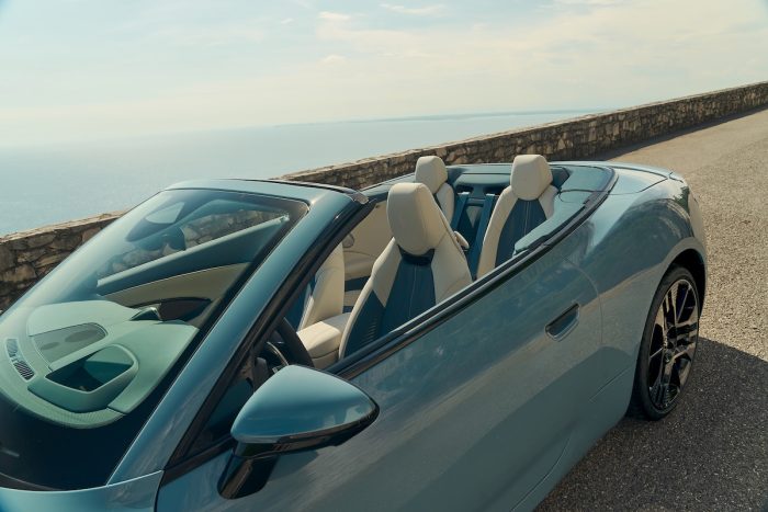 Maserati Grecale Folgore 13 700x467