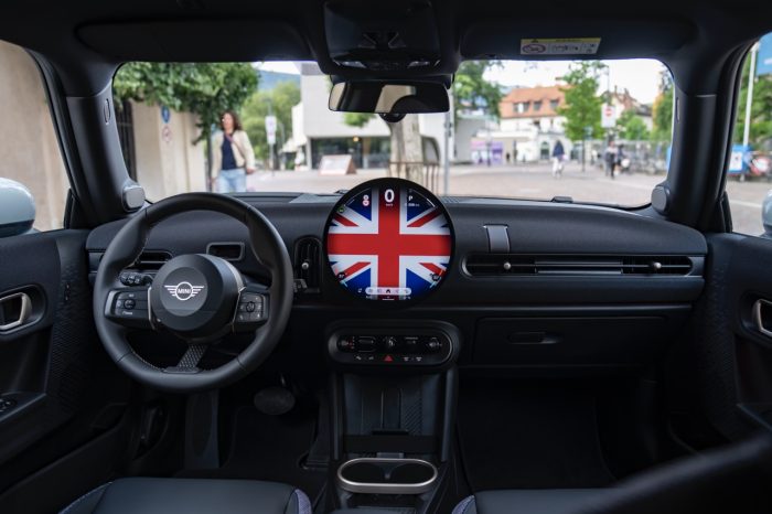 Mini Cooper Oxford Edition 35 700x466