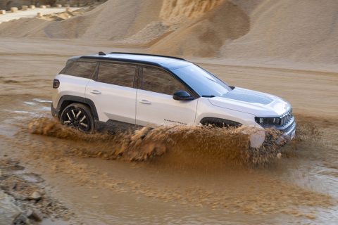 Nuovo Jeep Compass 2026, la prova