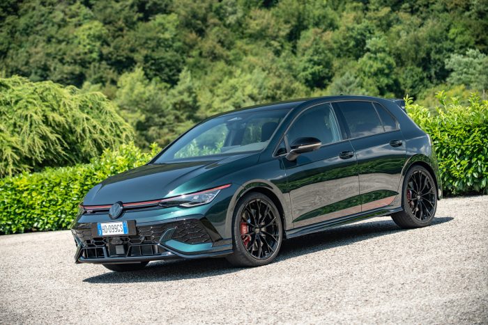 Volkswagen Golf GTI Edition 50 la prova 24 700x467