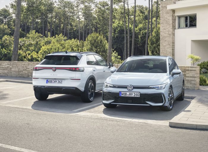 Volkswagen Golf e T-Roc Full Hybrid arrivano sul mercato, come funzionano 6