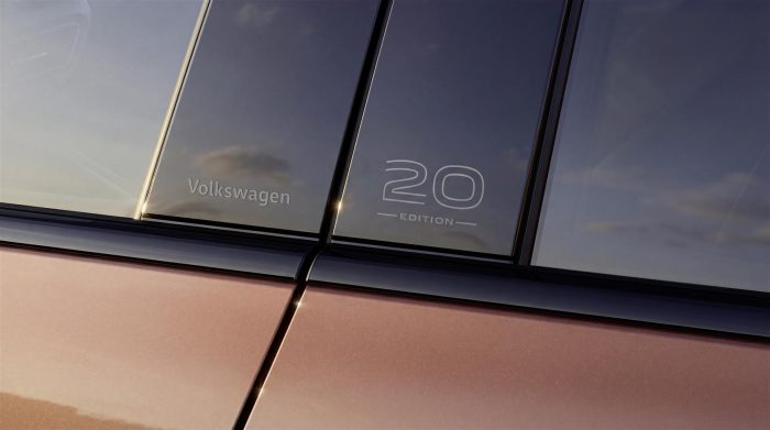 Nuovo Volkswagen Tiguan Edition 20 celebra due decadi di successo globale 5 Volkswagen Tiguan Edition 20 9 700x391
