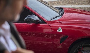 Alfa-Romeo-Giulia-Quadrifoglio-3-370x220.jpg