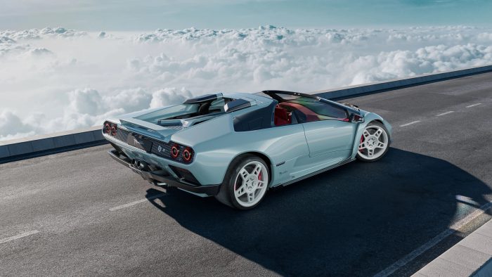 Eccentrica V12 Roadster 1 700x394