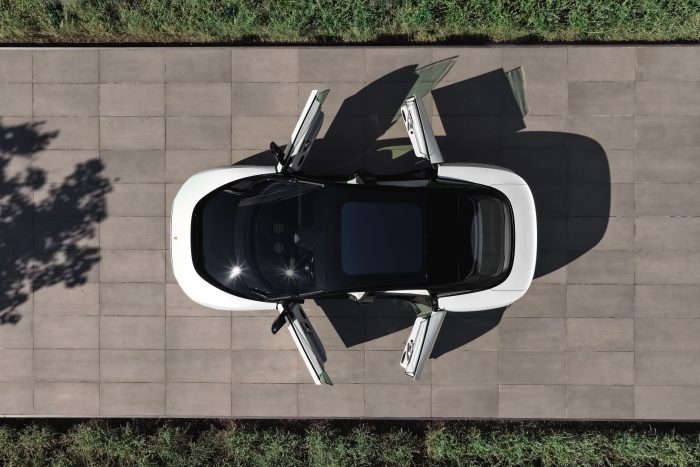 Ferrari Luce è l'auto nuova battuta all'asta più costosa di tutti i tempi, 40 milioni di dollari 6 Ferrari Luce Telaio 0 Tailor Made 2 700x467