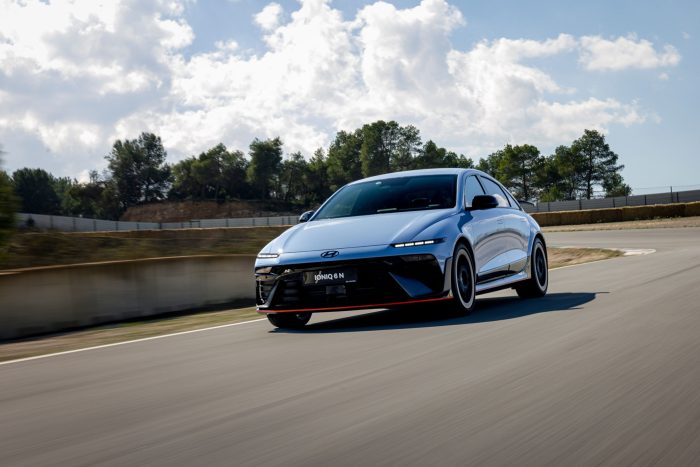 Hyundai Ioniq 6 N arriva in Italia e va fortissimo. Informazioni e prezzo 2 Hyundai Ioniq 6 N