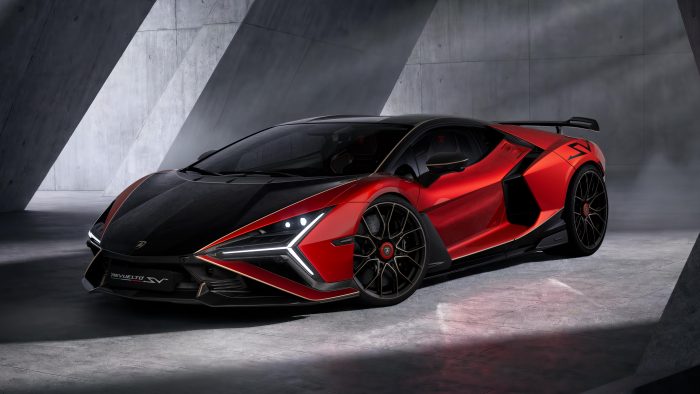 Lamborghini Revuelto SV, senza limiti. Ibrida HPEV da 1.065 cavalli, assetto GT3 2 Lamborghini Revuelto SV -13