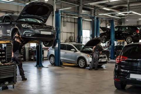 Manutenzione auto sicurezza officina meccanico