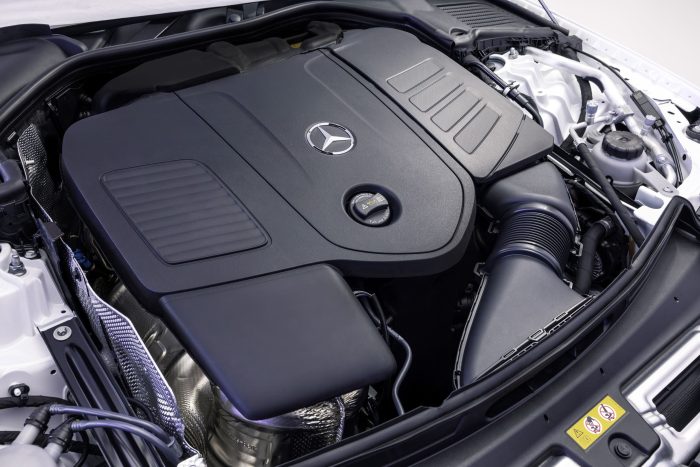 Mercedes Classe C restyling ibrida e diesel 4 700x467