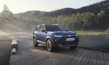 Dacia-Bigster-hybrid-g-150-4X4-6-370x220.jpg