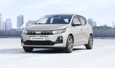 Dacia-Sandero-diventa-full-hybrid-con-la-Streetway-1-370x220.jpg