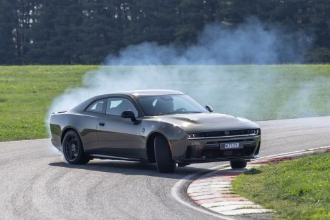 Dodge Charger Sixpack