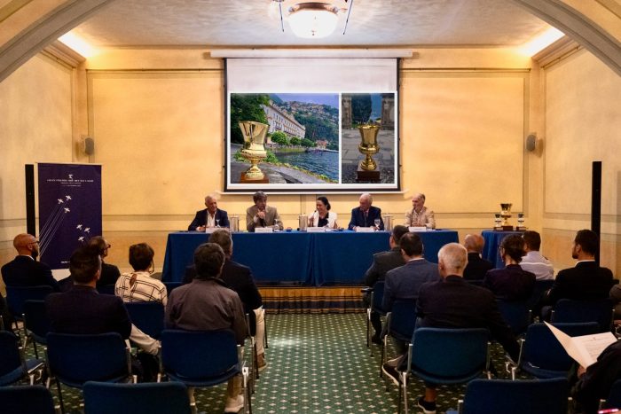 Gran Premio dei Sei Laghi 2026, idrovolanti, quattro centenari, auto storiche e giovani talenti sul Lago di Como 3 Gran Premio dei Sei Laghi 2026 2 700x467