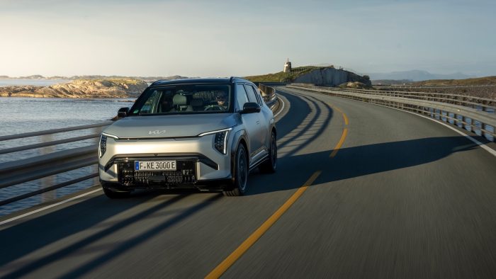 KIA EV3 GT 700x394
