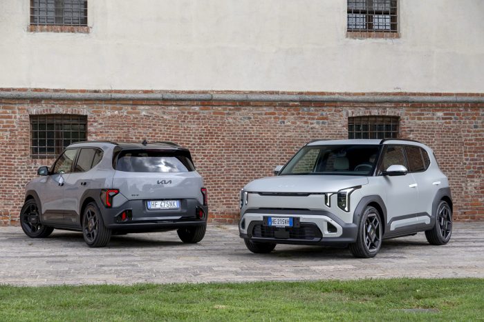 Nuovo Kia EV2 Black-Line, come va il SUV elettrico per neopatentati con 453 km di autonomia 2 Kia EV2 Long Range Black Line
