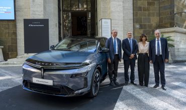 Lancia-Gamma-at-MIMIT-Reveal4-370x220.jpg
