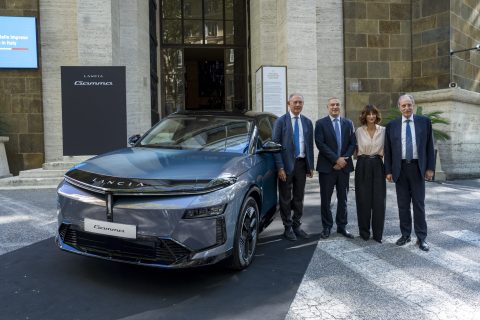 Lancia Gamma presentata dal vivo a Roma al Mimit e star in Via Veneto