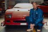 Hamilton risuscita una Ferrari F40 abbandonata da 30 anni, le foto del fenomenale restauro 10 Lewis Hamilton e la sua Ferrari F40 - credits https:::www.instagram.com:lewishamilton