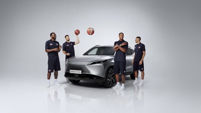 Omoda e Jaecoo con l’Olimpia Milano: quattro SUV per il basket 2 OMODA JAECOO Mocauto Armani Olimpia Milano 3 dimensioni grandi 700x394