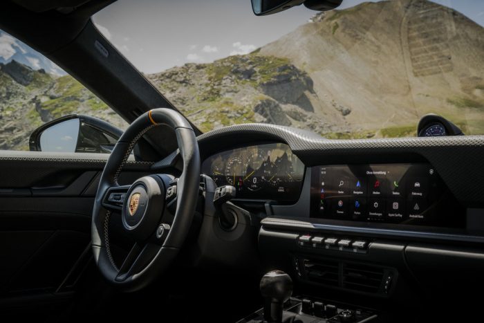 Porsche 911 GT3 Bergsport 5 700x467