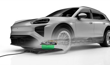 Porsche-aggiorna-la-Cayenne-Electric-con-colori-speciali-e-la-ricarica-wireless-4-scaled-370x220.jpg