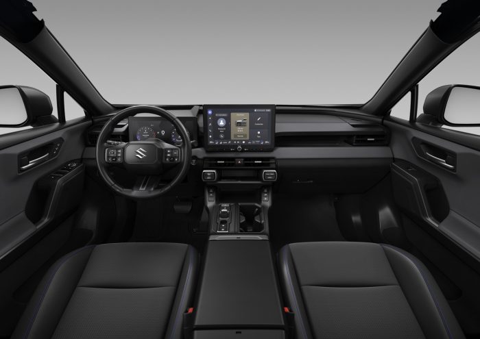 Nuovo Suzuki Across plug-in 2026, 309 cv e 4WD da 51.400 euro 3 Suzuki Across plug in Hybrid 7 700x495
