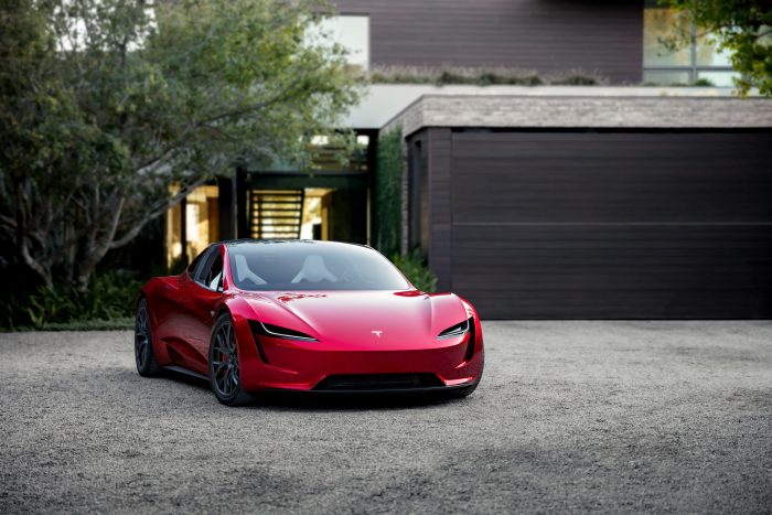 Tesla Roadster, la supersportiva elettrica da 400 km/h sarà presentata il 1° ottobre 4 Tesla Roadster 8 700x467
