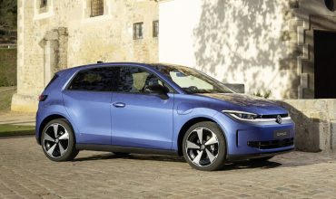 Volkswagen-ID.Polo-prezzo-ufficiale-di-24.900-euro-per-la-compatta-elettrica--370x220.jpg