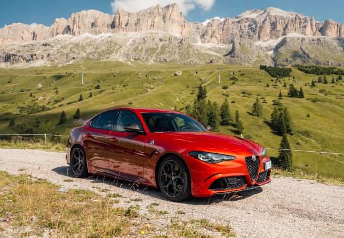 Alfa Romeo Giulia Quadrifoglio Super Sport1 e1792576672399 700x484