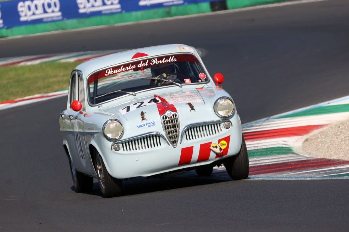 Alfa Romeo a Monza e Misano formidabile celebrazione del mito del motorsport storico 2 700x467