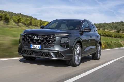 Audi Q7, prova del SUV turbo diesel ibrido da 299 cavalli 60