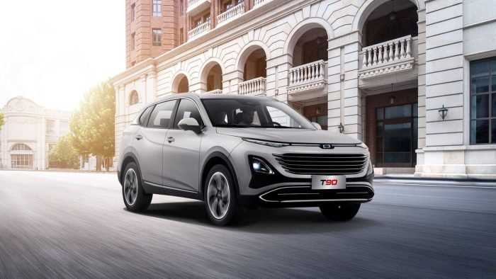 Fawcar arriva in Italia con 5 nuovi Suv, prezzi e gamma 3 BESTUNE T90 amb2lr 700x394