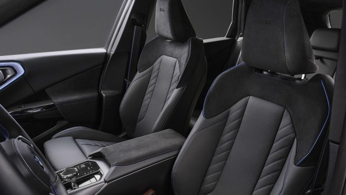 BMW X3 M50 xDrive 2 700x394