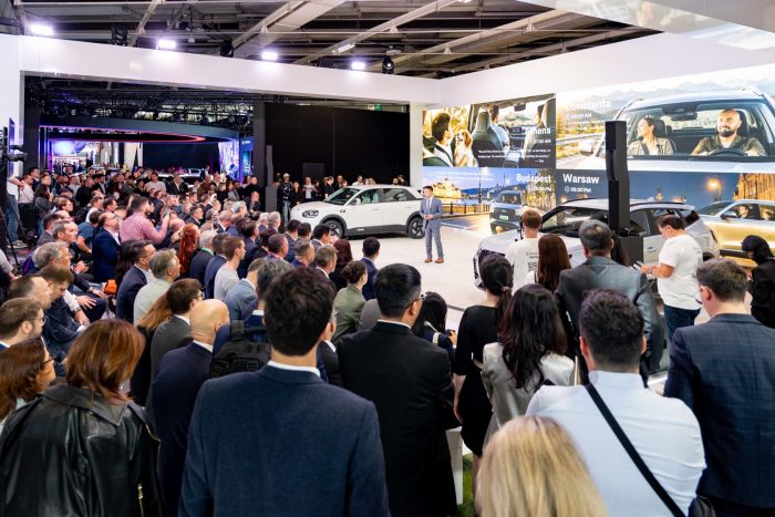 Chery accelera in Europa con il piano di espansione. Entro il 2027 in 27 mercati con 1.143 punti vendita 3 Etienne ROVILLEI CETADI PROD 2026 10 1 700x467