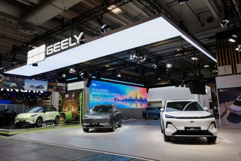 Geely Paris Motor Show_stand (7)
