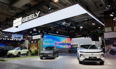 Geely-Paris-Motor-Show_stand-7-scaled-370x220.jpg