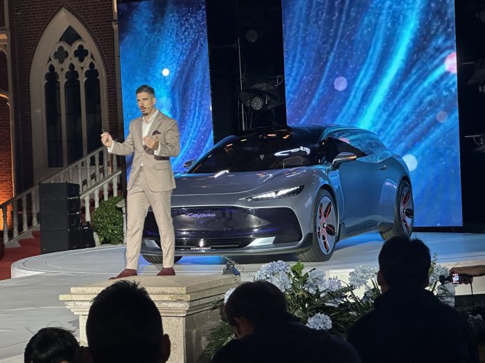 Lepas Aura, debutto mondiale a Wuhu: la prima concept car del marchio è una fastback sportiva 2 Lepas Aura 4 700x525