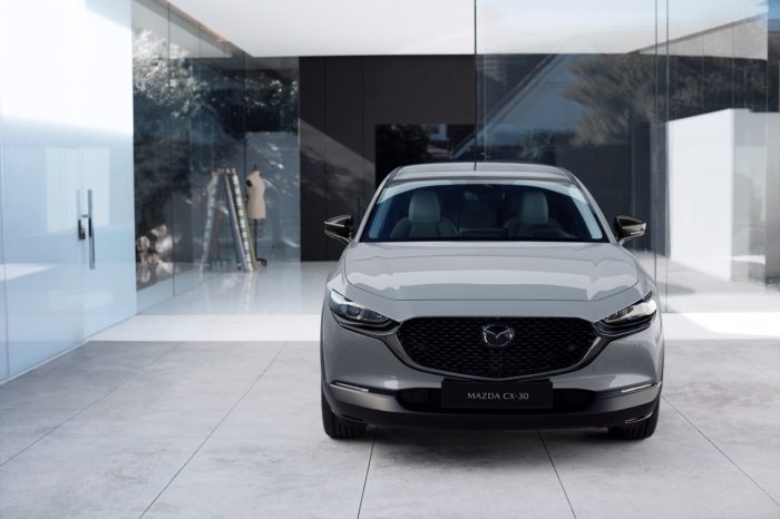 Mazda CX-30 2027, nuovi allestimenti, tecnologia e prezzi 3 Mazda CX 30 2027 2 700x466